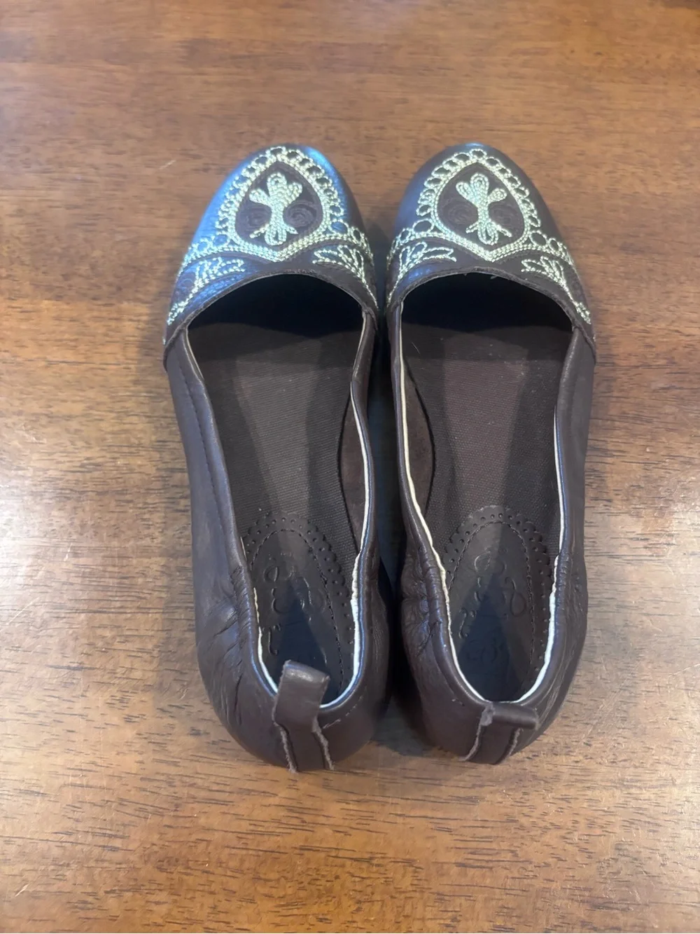 Latigo women flats